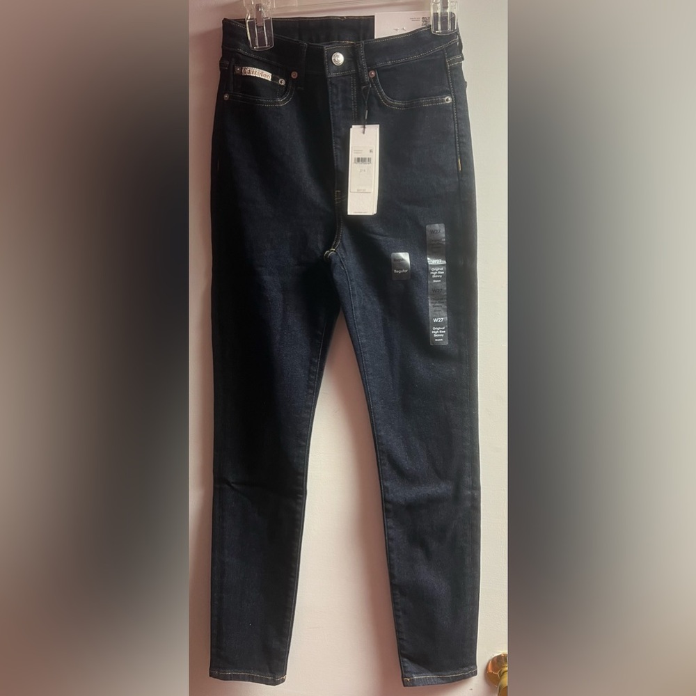 NWT High Rise Skinny Jeans W27